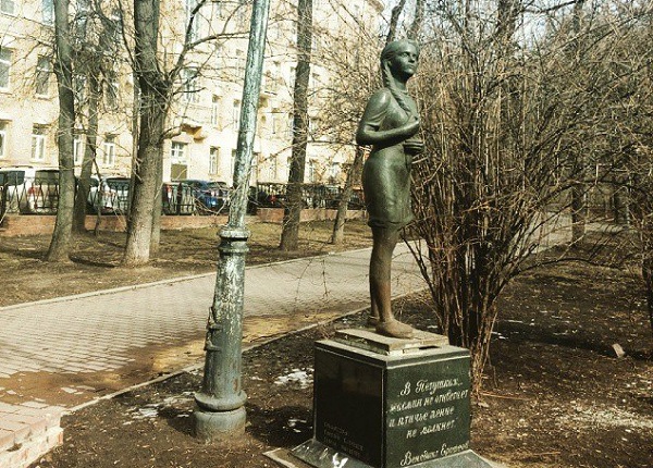 памятник Москва-Петушки