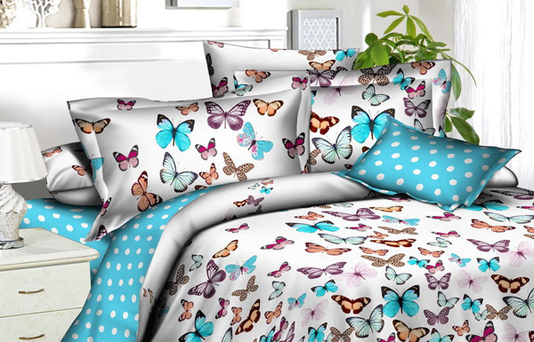 постельное детское белье с бабочками